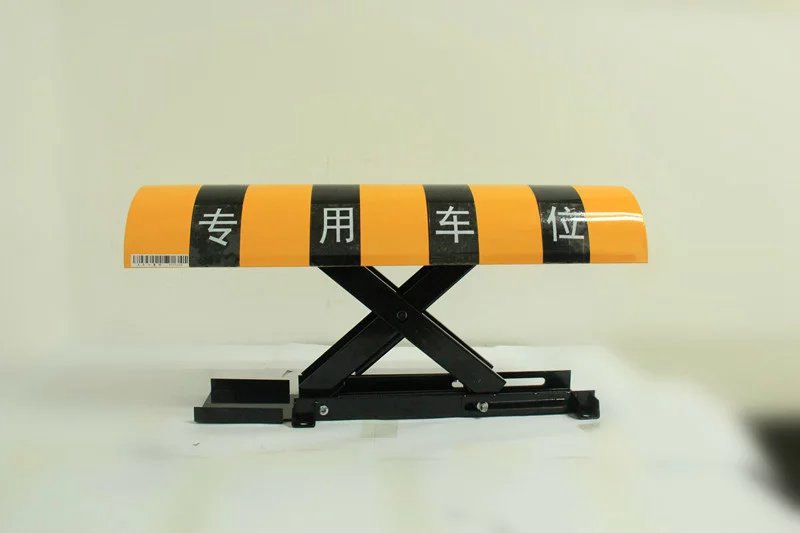 停車(chē)場(chǎng)交通設(shè)施  遙控車(chē)位鎖
